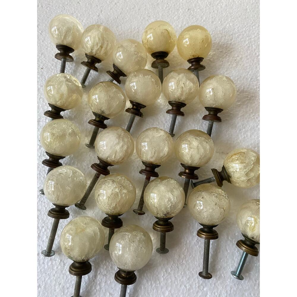 22 Vintage MCM Ruth Richmond Style Lucite Cabinet/Furniture Knobs